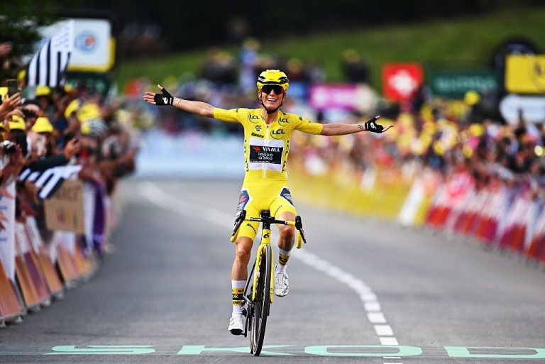 Pauline Ferrand-Pr&eacute;vot wins finale stage 9 and the overall title at the Tour de France Femmes
