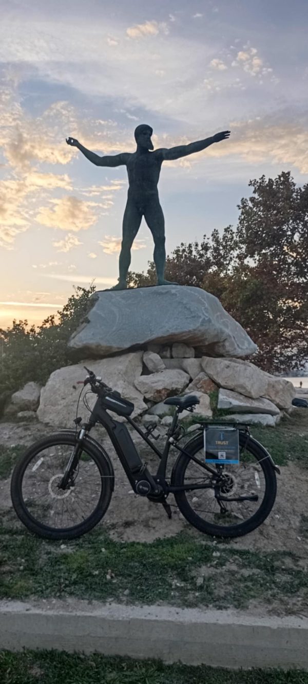 a24b145e-868f-48e1-90d3-8fd56ba9c453 Corinth-Loutraki e bike rentals